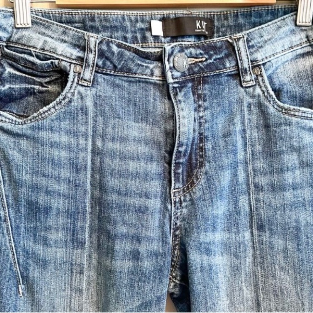 KUT FROM THE KLOTH Catherine Ankle Straight Leg Medium Wash Jean Size 10
